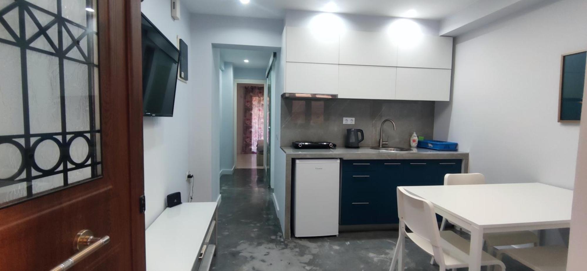 New Apartment With A Separate Entrance Near The Subway. Афины Экстерьер фото